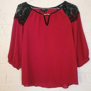 bwear wine red 3/4 sleeve black lace gold accent keyhole flowy blouse